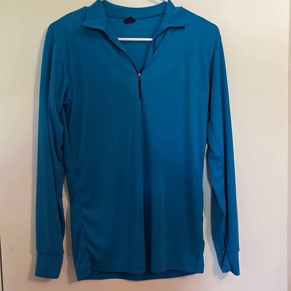 Patagonia medium capilene pullover